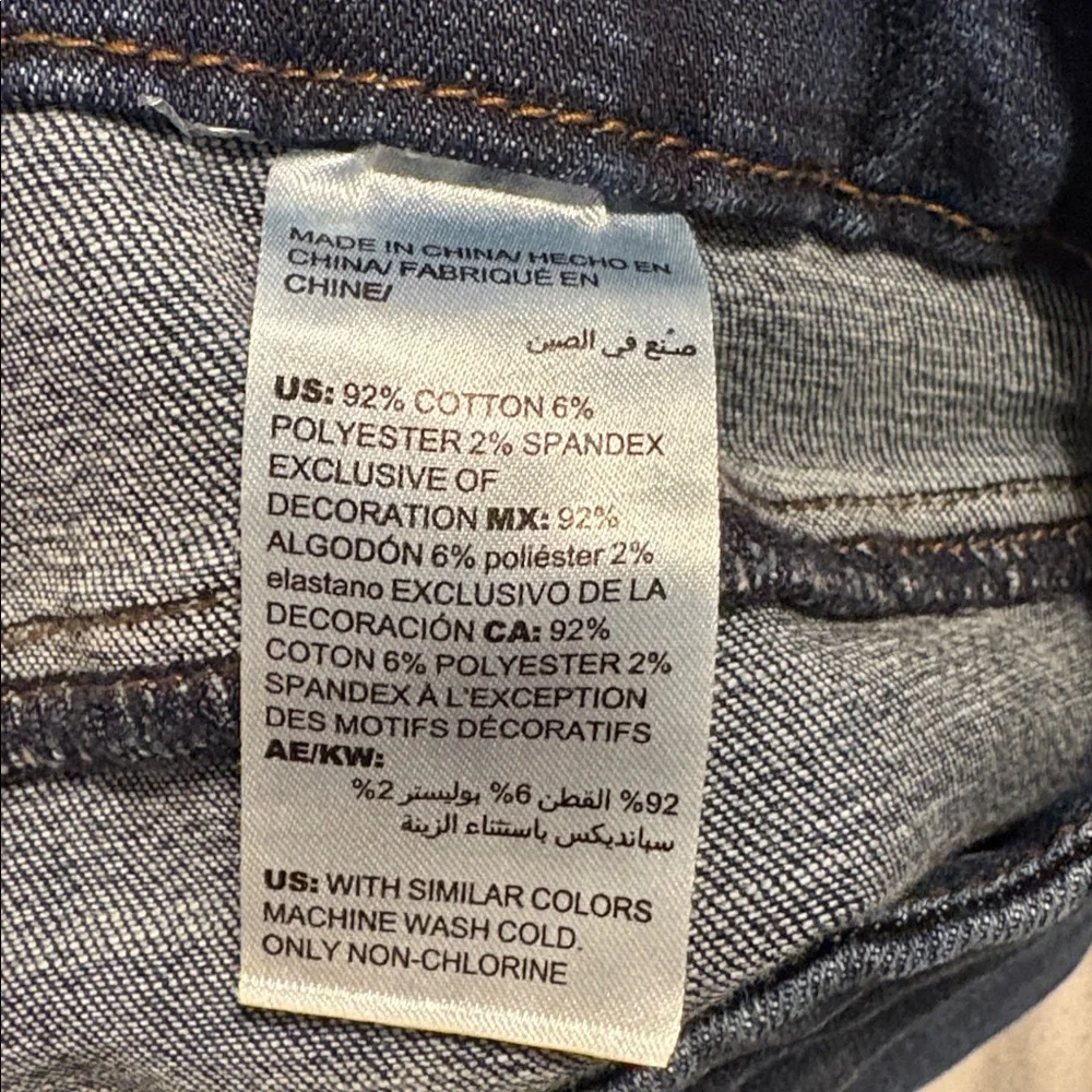 Chico’s So Slimming Girlfriend Slim Ankle Jeans with Pearl Cuff Accent 16P - Picture 11 of 11